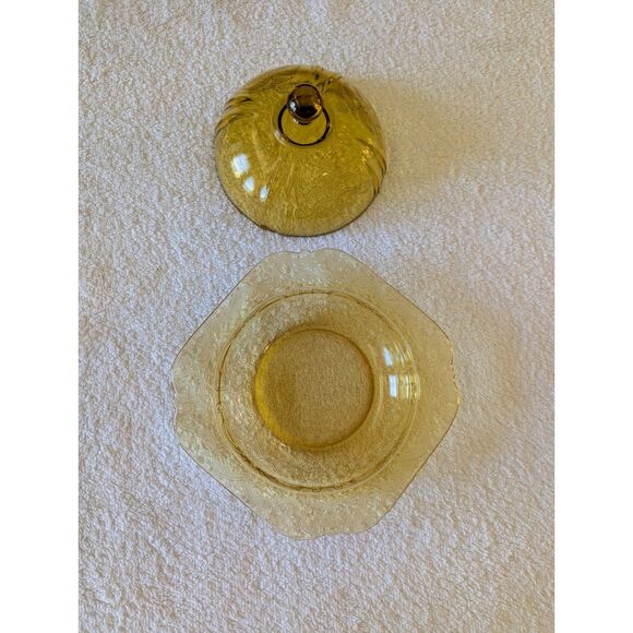 Vtg. Federal 1976 Recollection "MADRID PATTERN" Amber Butter Dish w/ Cover - Picture 7 of 10